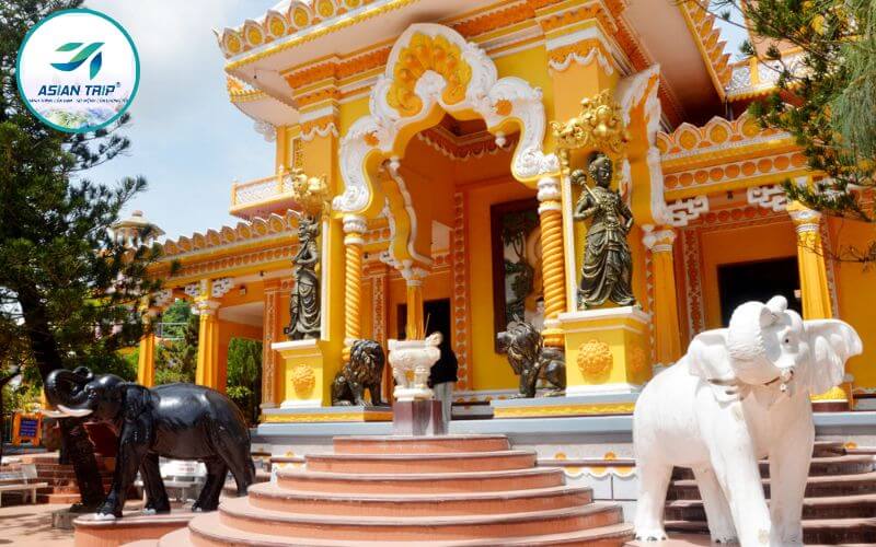 Chùa Tây An Bí Ẩn Tâm Linh Núi Sam 2 chua tay an 1