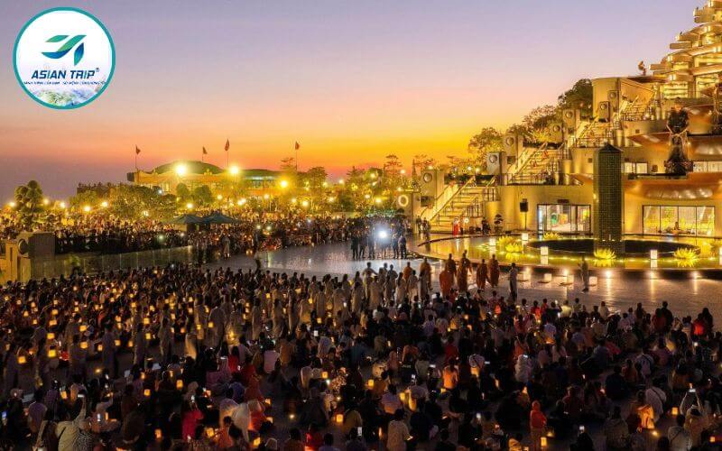 Lễ Dâng Đăng Tây Ninh: Bí Ẩn Tâm Linh 2 le dang dang tay ninh 2
